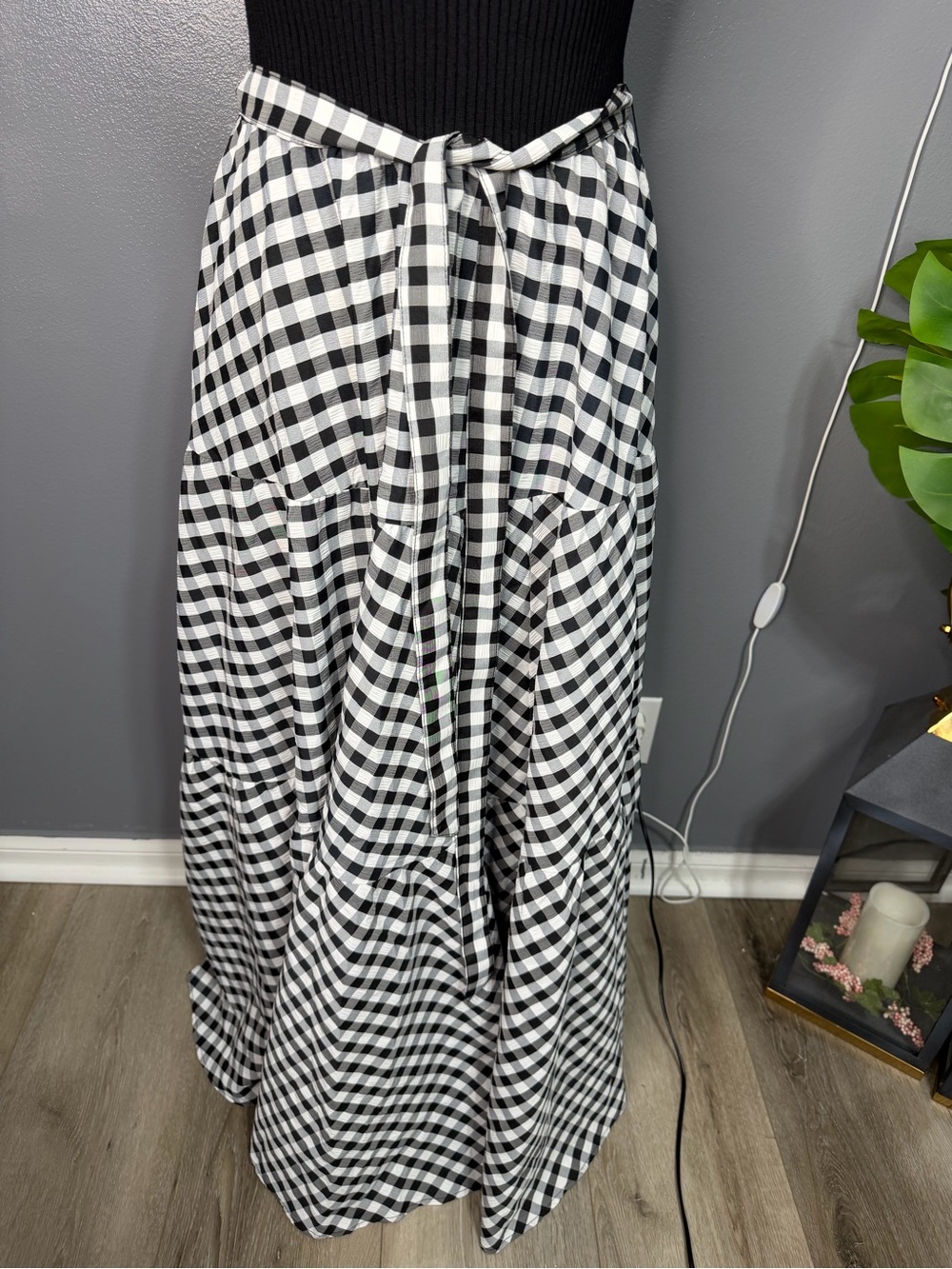 Gracia Black Ribbed dress - Picture 4 of 5